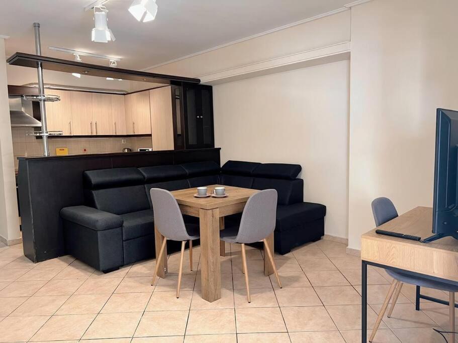 Apartment Charming 2bedroom With Parking